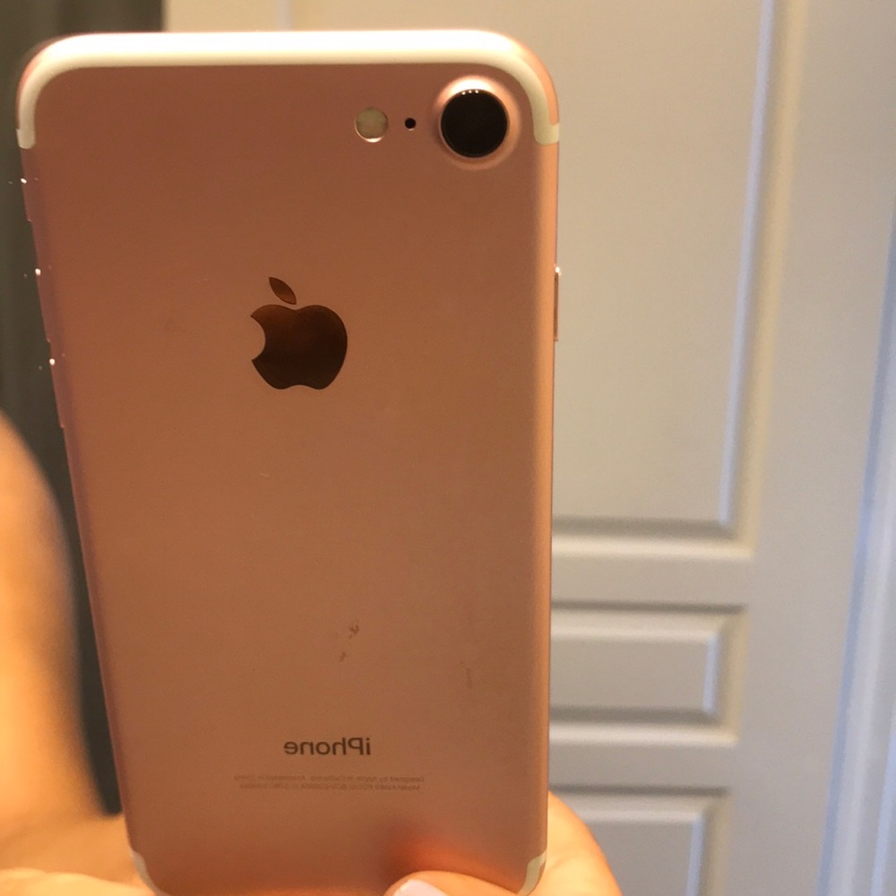 iPhone 7 - Picture 4 of 4